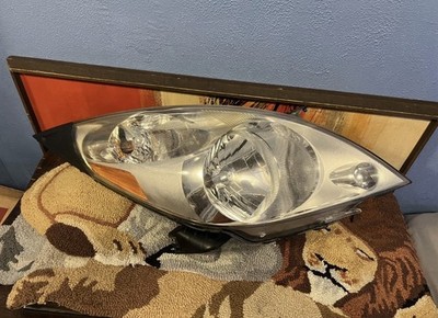 TYC 20935100 Lighting - Exterior - Headlight Assembly