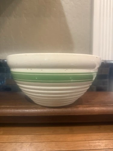 Vintage Hull Beehive Green Stripe Bowl 9.5” Country Living Cottage Core