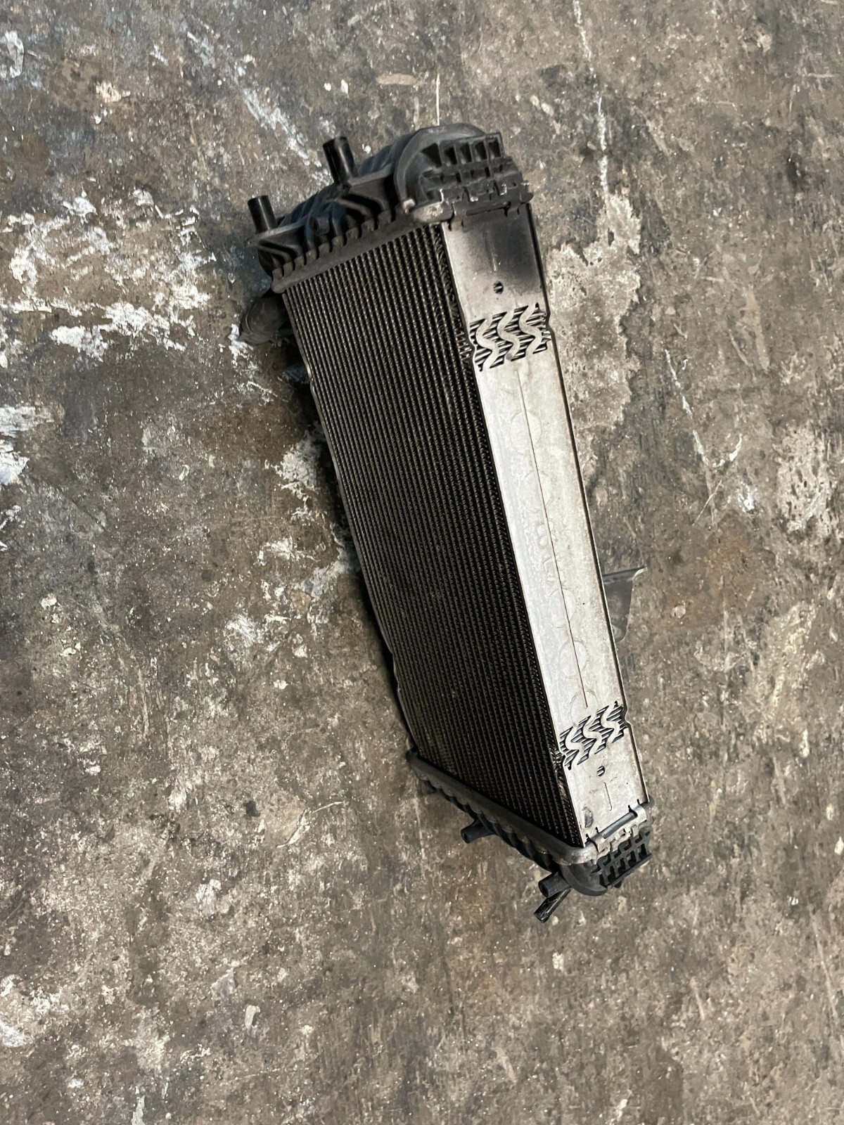 2021 AUDI R8 PLUS V10 REAR RIGHT PASSENGER RADIATOR 4S0 121 212 B 4S0121212B