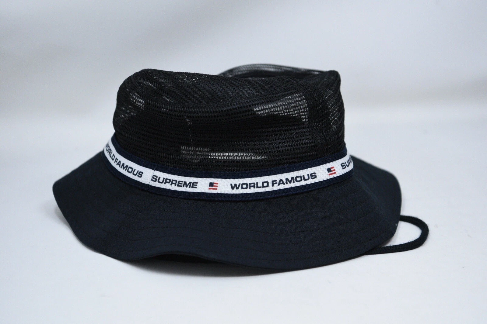 Casquette chapeau seau concasseur en maille SUPREME MARINE taille S/M   Neuf avec étiquettes ! S/S 2017 Deadstock
