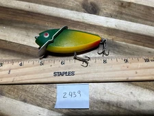 Vintage Unknown Wooden Plunker fishing lure (24394)
