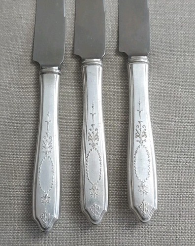 Vintage ROGERS & BRO SILVER PLATE - INSICO Dinner Knives Set Of 3 - Picture 2 of 6