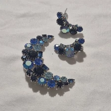 vintage weiss blue rhinestone Cresent Moon Brooch & Clip-On Earring Set