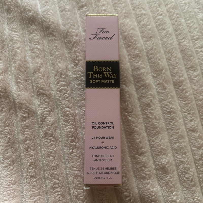 Born This Way, Oil Control, Foundation, Brand, New And Sealed