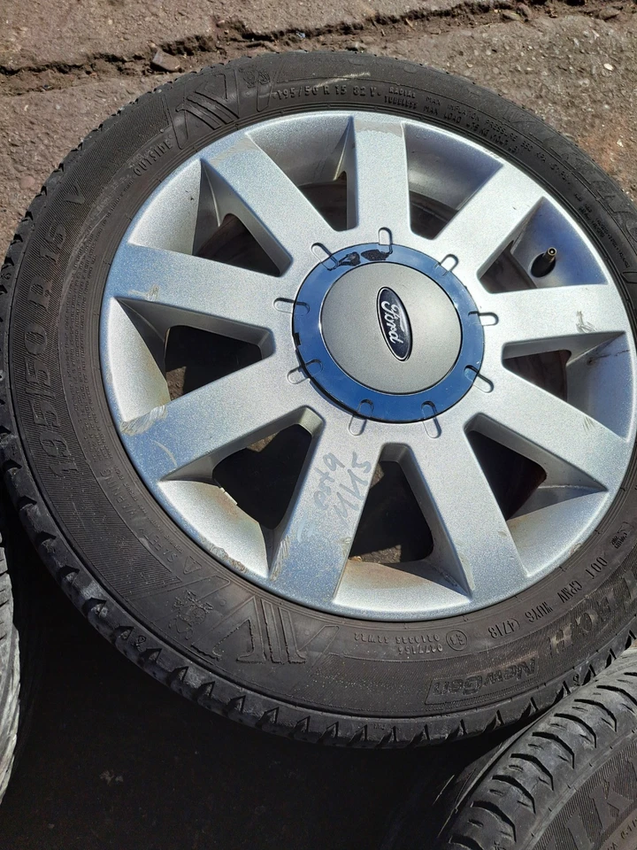 Ford Fiesta MK5 1 Satz Alufelgen mit Viking Reifen 195/50R15 Dot 4718 - Bild 2 von 4