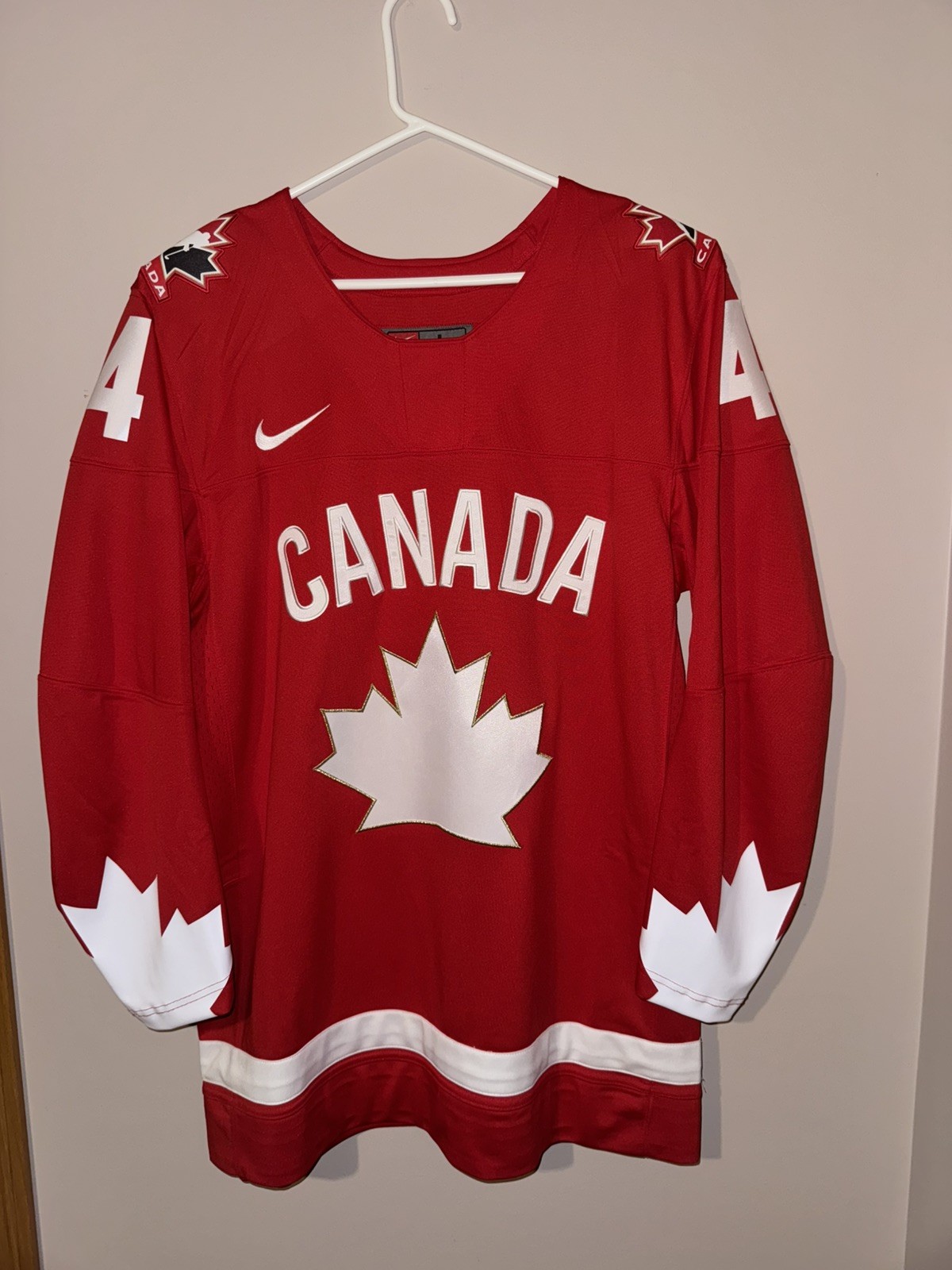 Bowen Byram Large Iihf Team Canada Jersey