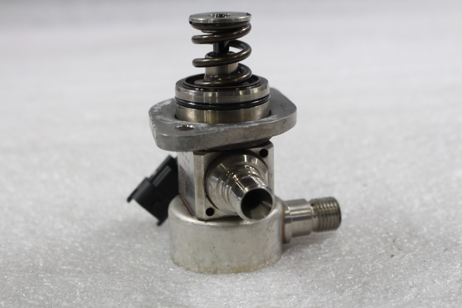 Ferrari California T, 488, GDI Fuel Pump, Used, P/N 303191