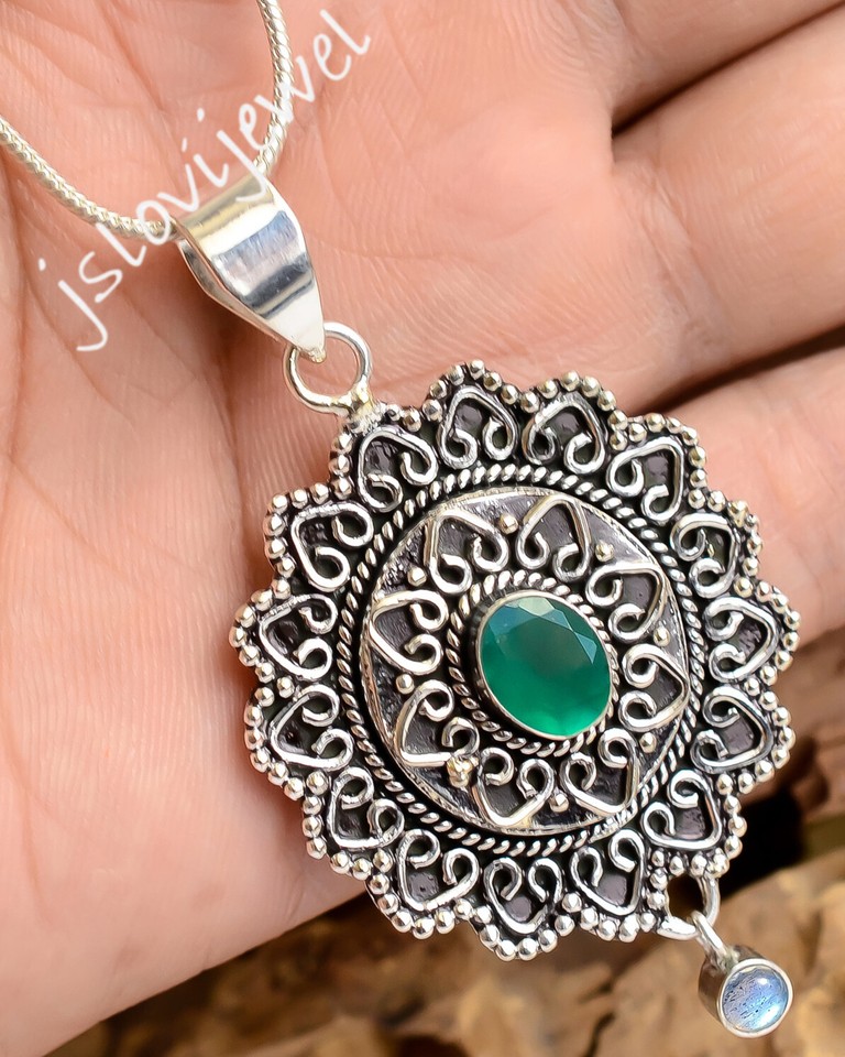Green Onyx & Labradorite Gemstone 925 Sterling Silver Designer Pendant