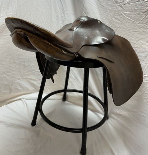 Vintage Antique Leather Horse Riding Saddle From England - Picture 7 of 13