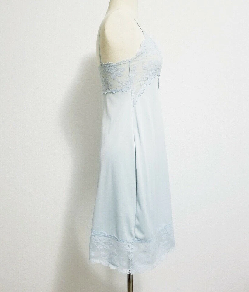 Vintage 50s Henson Kickernick Pale Blue Nylon Lace Full Slip Negligee Size 34 S - Image 3 of 4