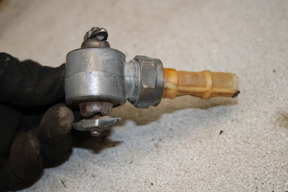 1972 Harley-Davidson SX Sprint 350 Aermacchi бензобак топлива PETCOCK Q9-2565.XZ - Изображение 3 из 4