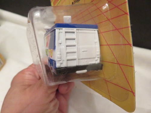 1992 Matchbox TV News Truck MB68 Die-Cast Metal Rock TV - 第 5/7 張圖片