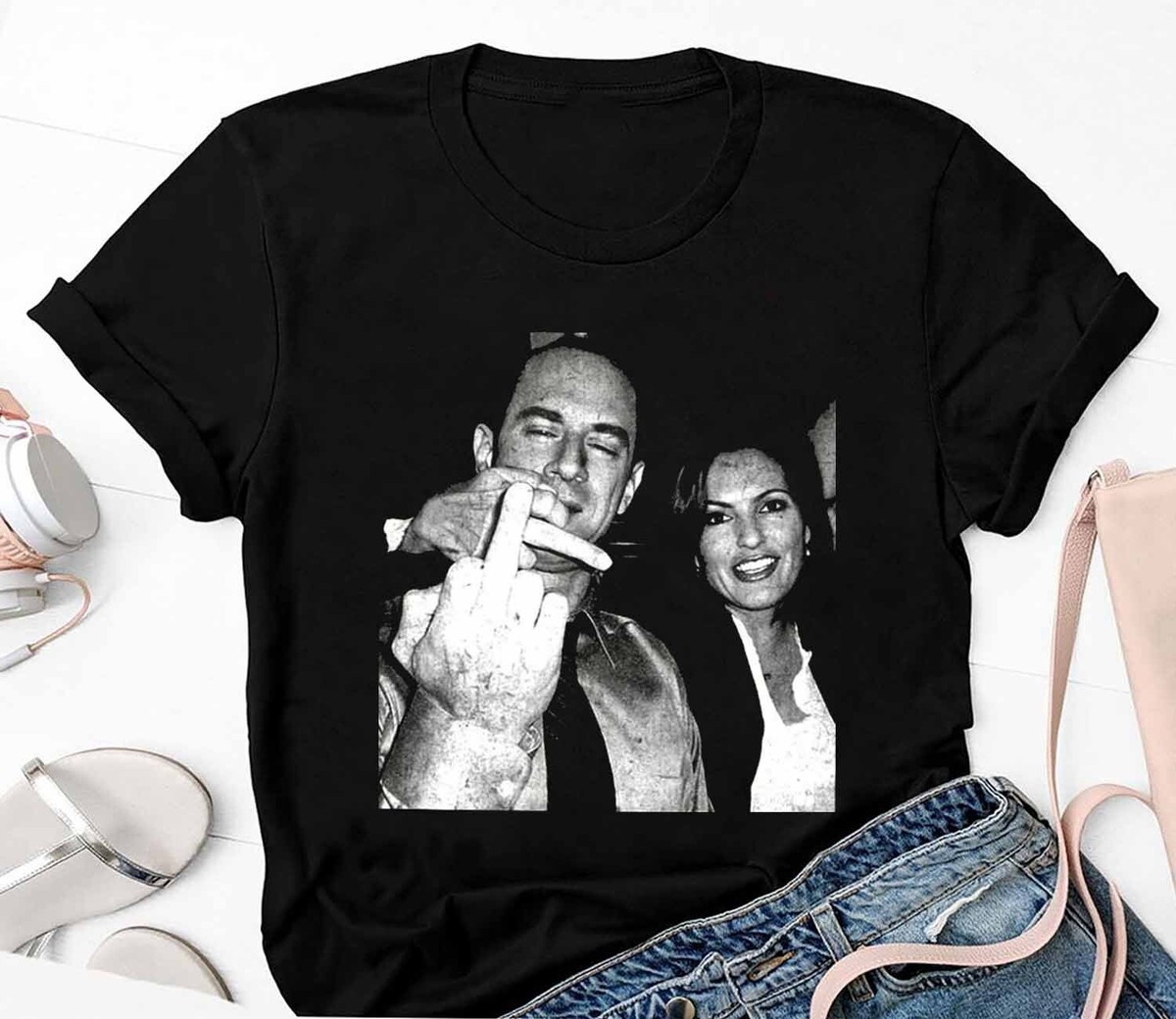 Vintage Elliot Stabler And Olivia Benson T-Shirt | eBay