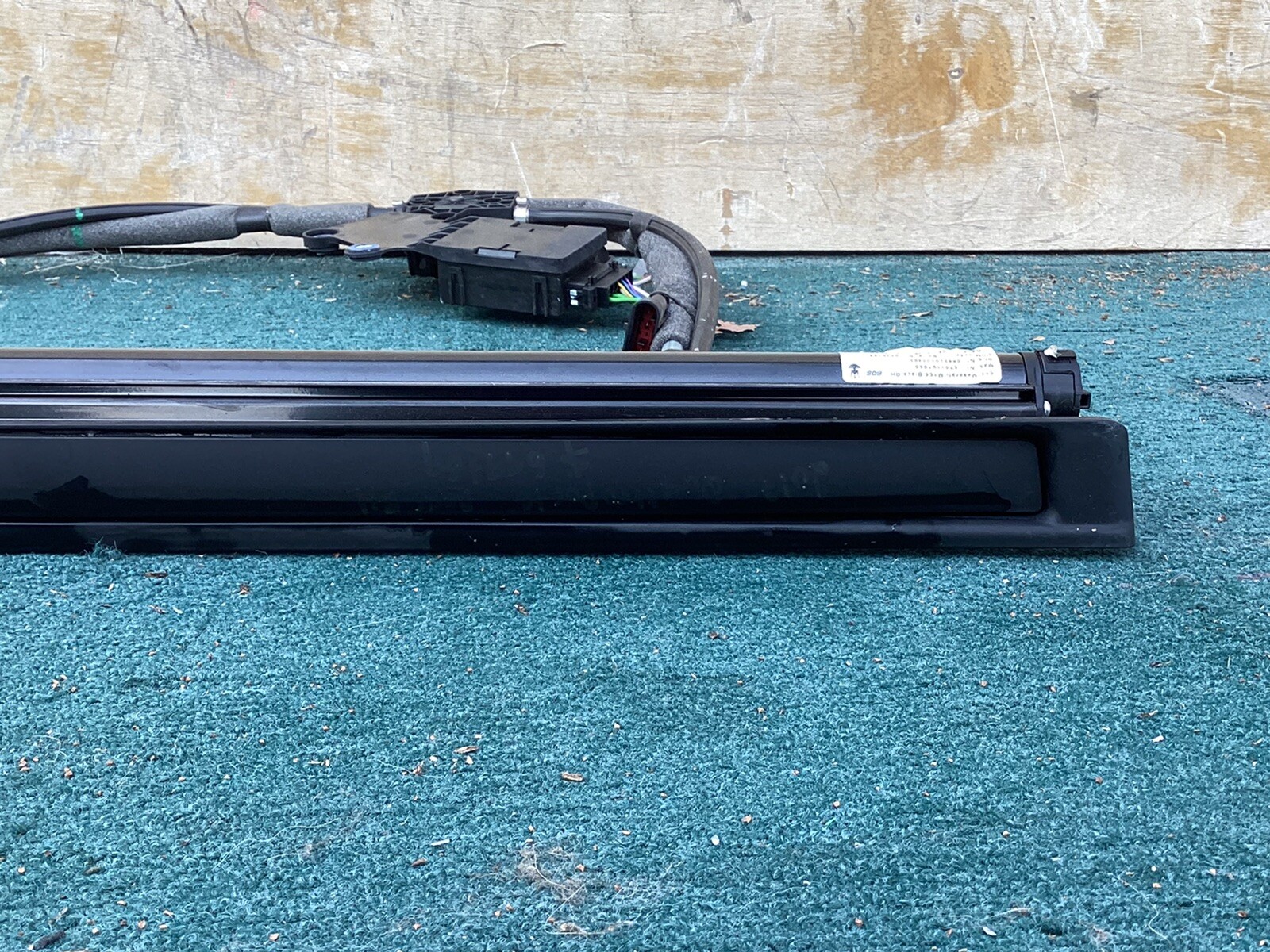 2013 2014 2015 2016 2017 MASERATI QUATTROPORTE REAR RIGHT SUNSHADE OEM USED