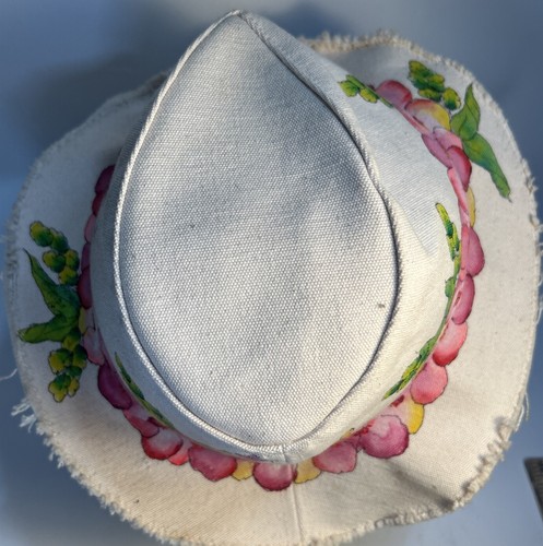 Gecko Maui Women's M.Bucket Hat With Painted Plumerias, Vintage Off white Canvas - Picture 8 of 13