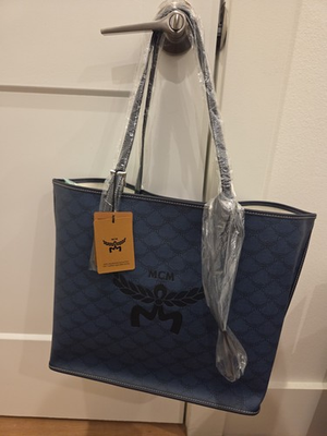 #ad MCM Himmel Lauretos Medium Shopper Tote Navy NWT $349.00