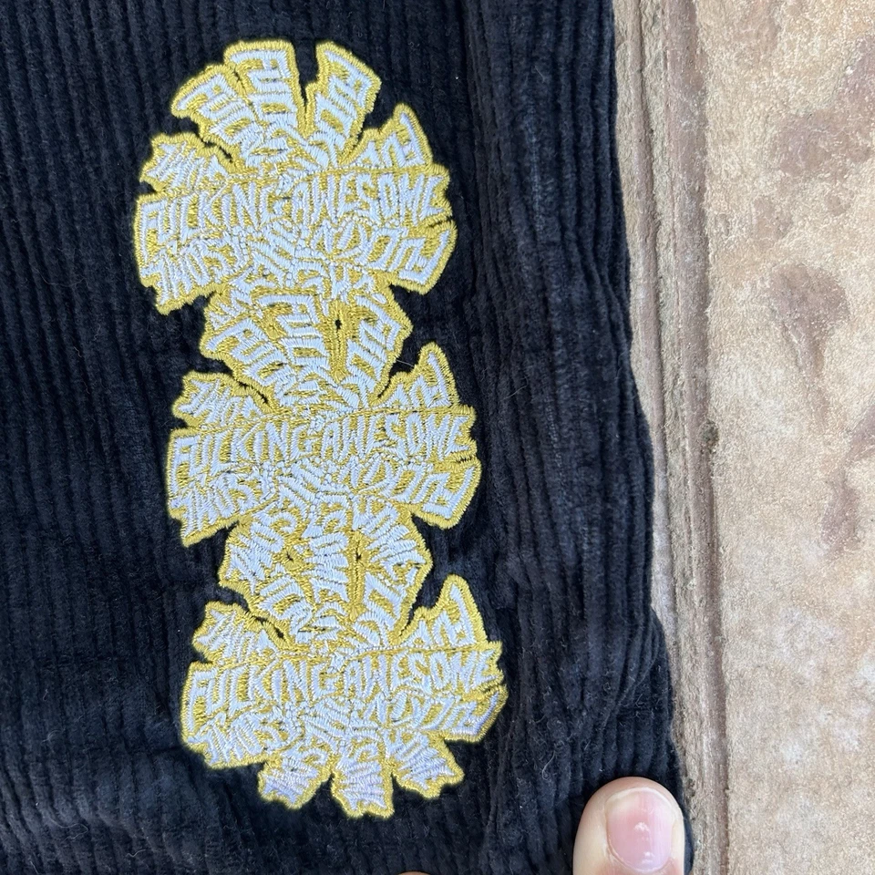 Pantalones Cortos F*CKING AWESOME Cordón Espiral Negros Talla 34 Y2K Foto 2 de 4