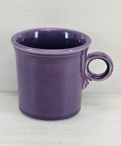 tom & jerry RING COFFEE MUG lilac purple FIESTA WARE 10 OZ
