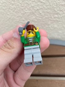 LEGO Pirates Bluecoat Governor's Daughter & Pirate Gunner Minifigures 70412