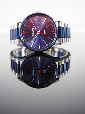 Reloj Nixon X Primitive Skateboarding Sentry SS Plateado Azul Edición Limitada Raro - Imagen 1 de 4