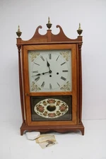 Reproduction Hitchcock Battery Operated Tabletop/Mantle Clock