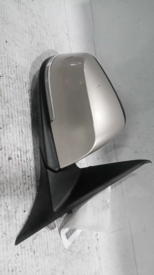Espejo de puerta derecho usado se adapta a: BMW 328I Power Sdn 2015 desde 1/13 sin revoluciones automáticas Foto 2 de 4