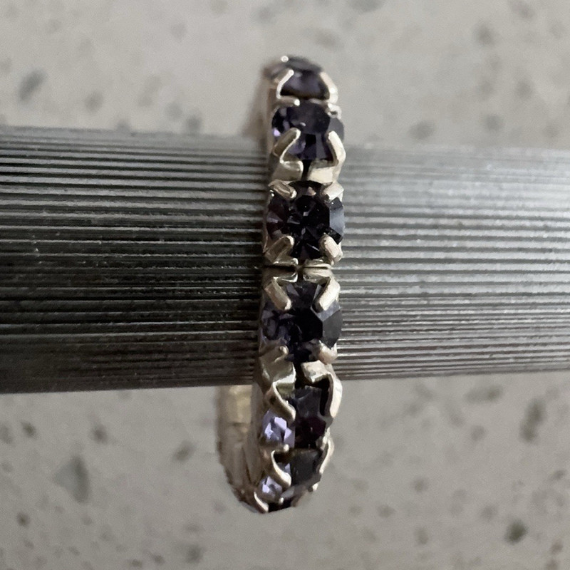 Silver Tone Eternity Band Stretch Ring Blue No Round Prong-Set Stones Stackable