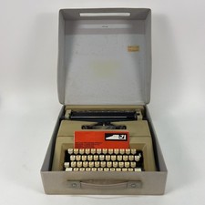 Olivetti Lettera 25 Manual Beige Typewriter 1970s Tested thumbnail