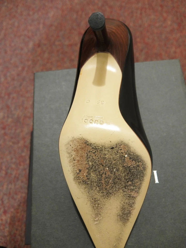 GUCCI Tom Ford Sublimes Escarpins à Talons Fins Arrondis Cuir Verni 36 Vintage - Photo 3/3