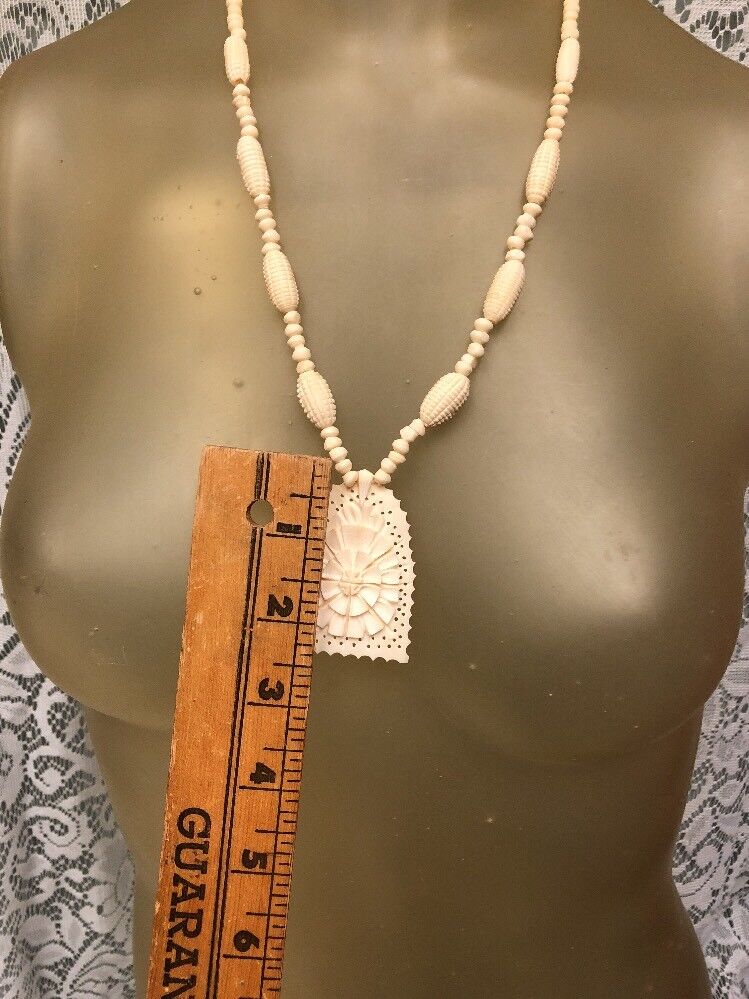 Hand Made Necklaces - OSSUA et ACROAMATA