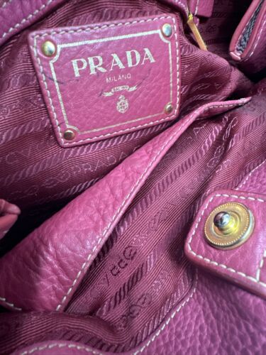Borsa a tracolla Prada Tote - Borsa in pelle rosa con cinturino rimovibile a tracolla - Foto 4 di 17
