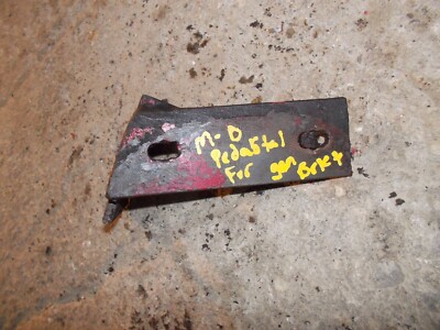 Farmall MD M Diesel IH Tractor ORIGINAL generator mounting bracket brace