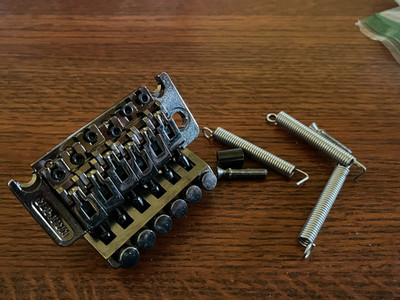Kramer Cosmo Black tremolo bridge guitar