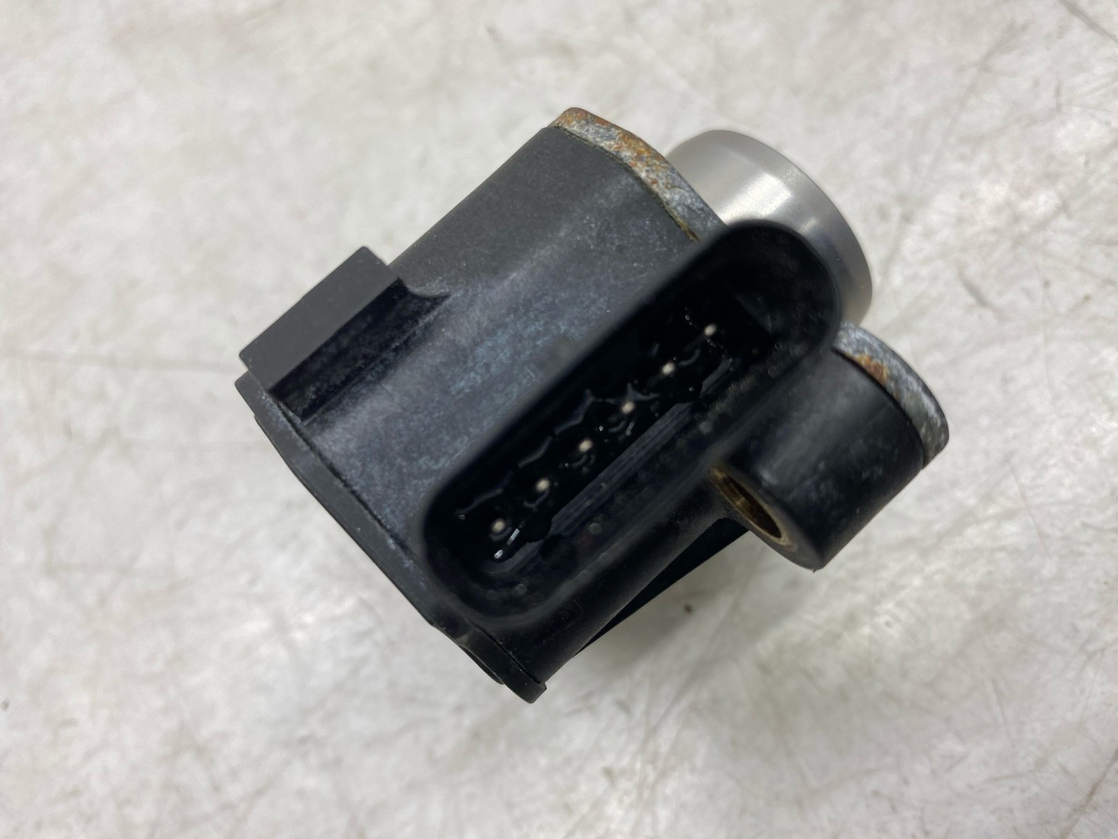 2020-2025 ASTON MARTIN DBX OEM 4.0L EXHAUST VVT ACTUATOR SOLENOID SET 1779821700