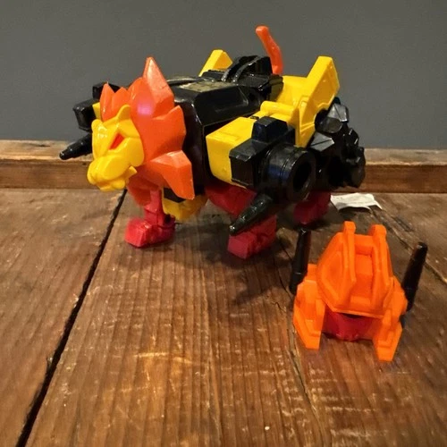 Razorclaw Predaking 1986 Vintage Hasbro G1 Transformers Action Figure w/helmet