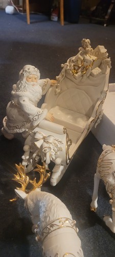 Grandeur Noel Porcelana 2001 Trineo de Papá Noel Coleccionista 4 Piezas Decoración de Navidad - Imagen 5 de 10