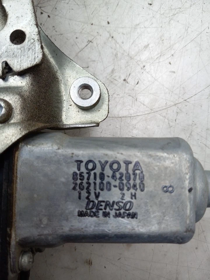 04 05 06 REGULADOR VENTANA DERECHA PASAJERO DELANTERO SCION XA Foto 3 de 4