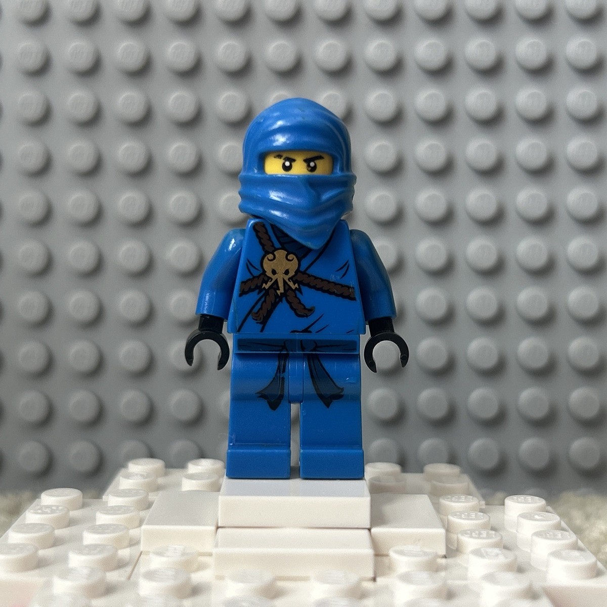 LEGO Jay Minifigure 2011 pilot season Blue Ninja Ninjago Theme
