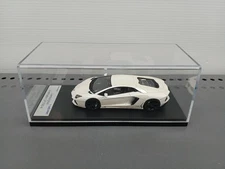 Lamborghini LP700-4 Canopus White 1/43 Scale Model, LOOK SMART, Used