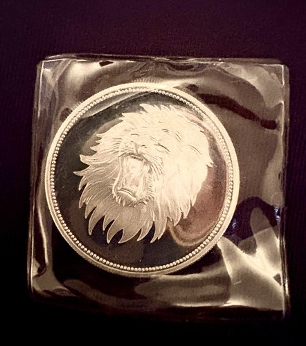 1969 Yemen Lion Proof Silver Dollar ~ 2 Riyals Arab Republic ~ Sealed Pouches!