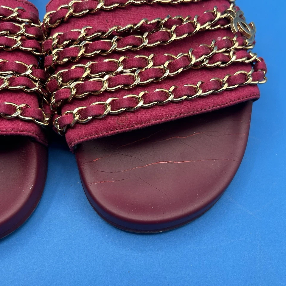 SANDALIAS CHANEL GRANATE CADENA CC SLIDE TALLA 38/7.5 Foto 2 de 4