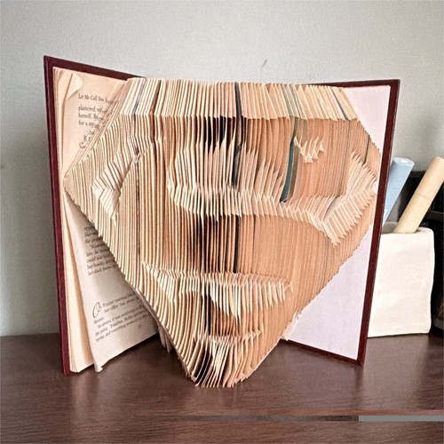 Reader's Digest Condensed Books Vol. 6 1999 Folded Book Art Heart Design
