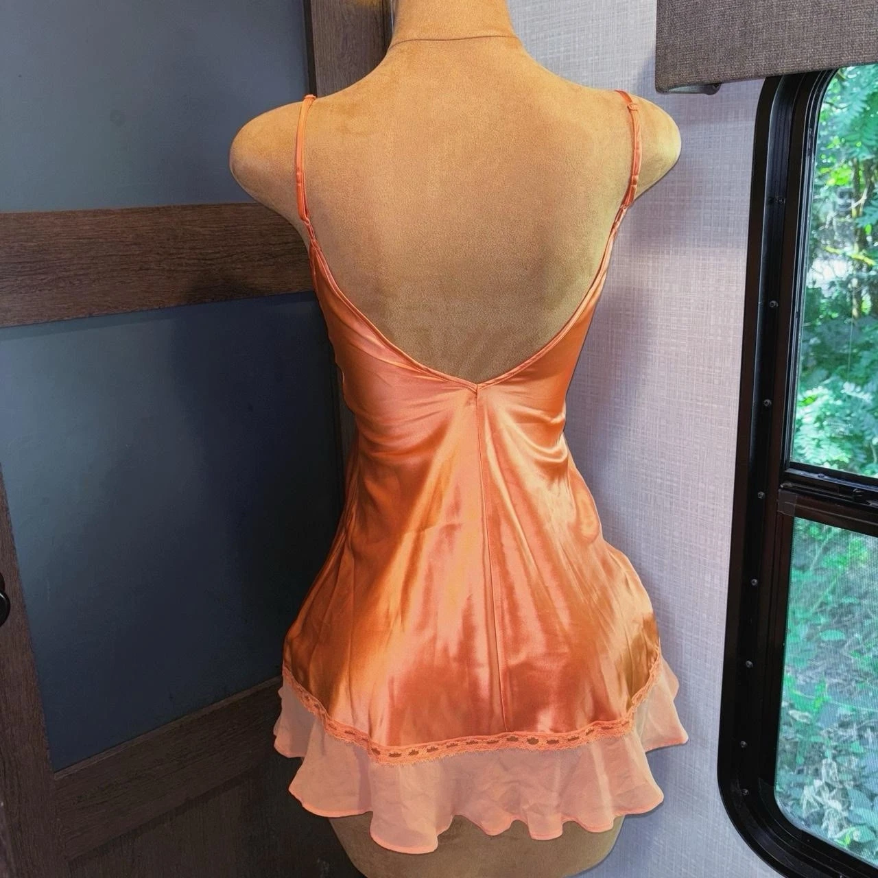 UNDERCOVER Abito slip Victoria’s Secret vintage primavera 2003 Y2K seta arancione pastello