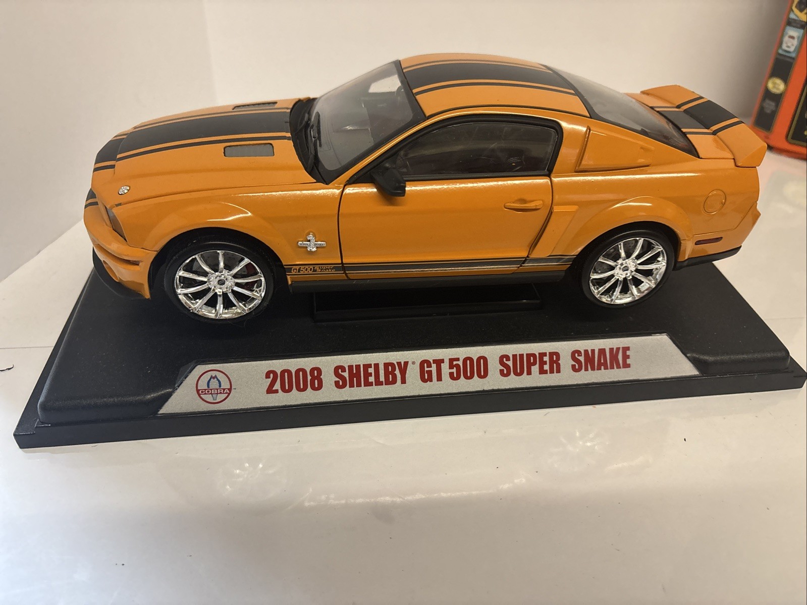Diecast 1/18 Shelby Collectibles 2008 Mustang Special Edition GT 500