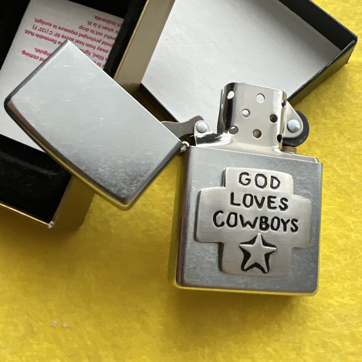 Marlboro GOD LOVES COWBOYS ZIPPO LIGHTER 2001 | eBay