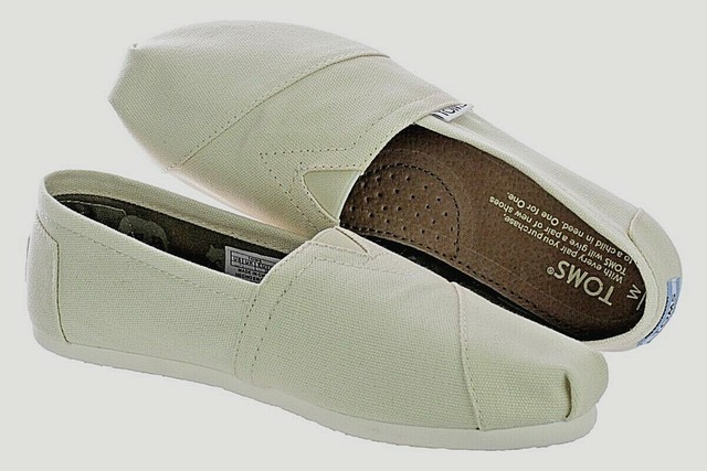 toms canvas flats