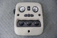 03-06 Cadillac Escalade/Yukon/Silverado Overhead Roof Console W/ Rear Climate