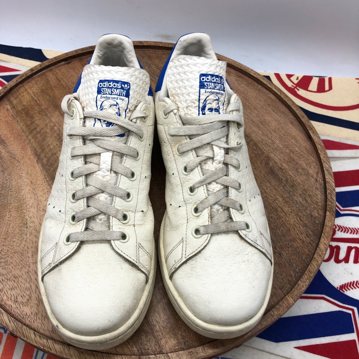 adidas Men Stan Smith Cloud White Blue Bird Embossed Leather adidas Men Stan Smith Cloud White Blue Bird Embossed Leather