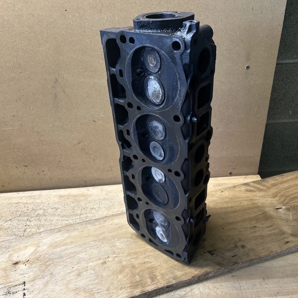 Jeep Cherokee XJ Comanche MJ 87-90 OEM culata 2,5 L 4 cilindros (fundición 403) Foto 4 de 4