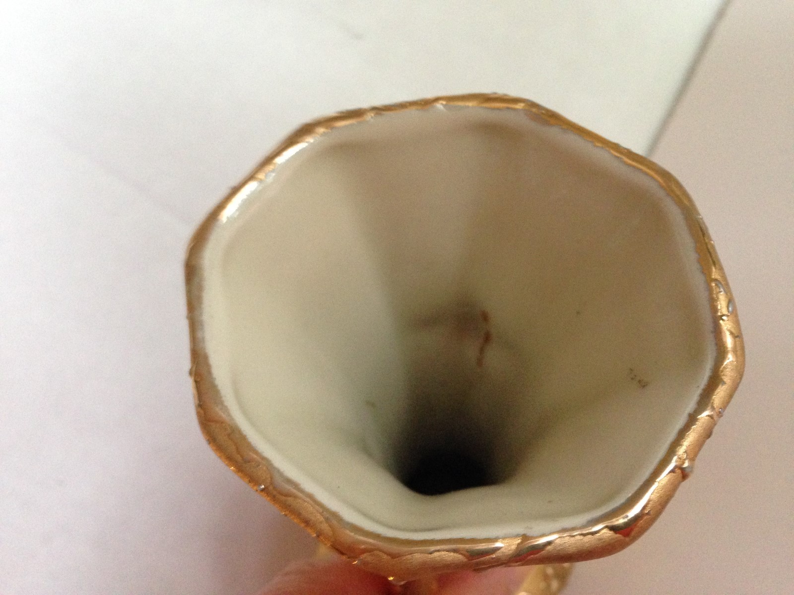 VTG Weeping Bright Gold 22K Gold USA Hand Decorated Vase,2 Handles MINT